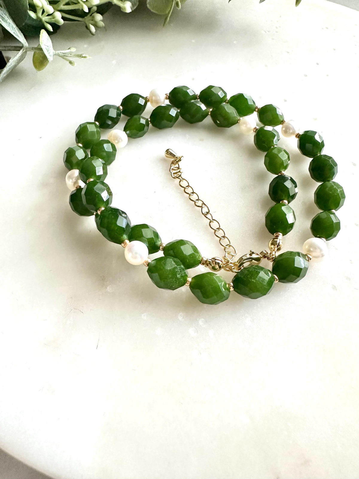 Emerald Green Jade and Freshwater Pearls Beaded Necklace -Gift-Wedding-Bridesmaids