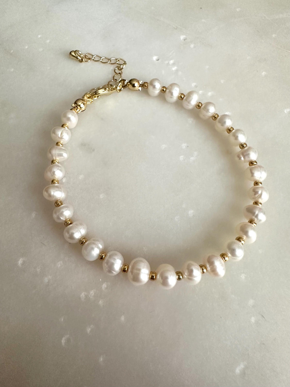 Freshwater Pearl Bracelet Gold Filled Pearl Bracelet Minimal Pearl Jewelry Adjustable Pearl Bracelet Elegant Bridal Bracelet