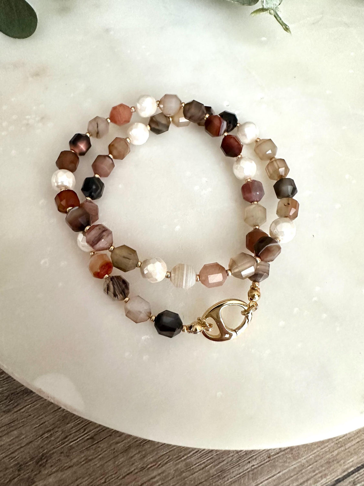Brown Banded Agate Beaded Necklace with Faceted Shell Pearls