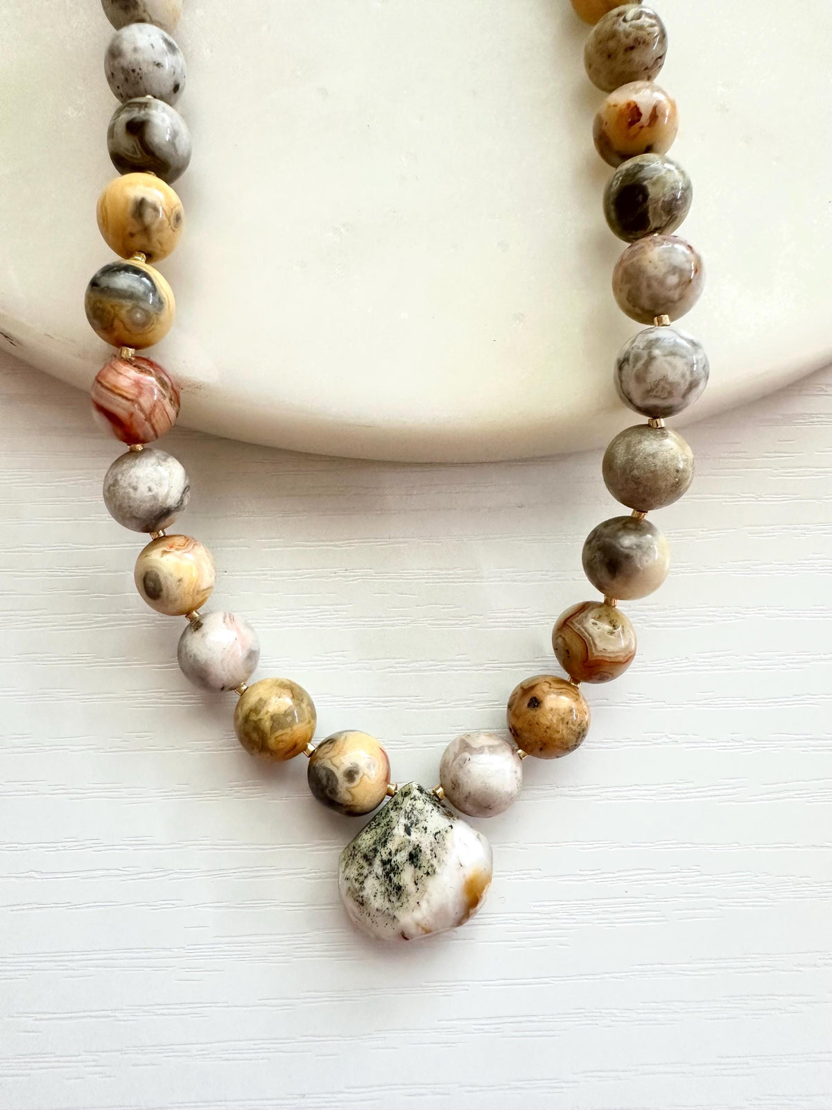 Crazy Lace Agate Necklace, Moss Agate Drop Pendant, Neutral Necklace, Beaded Jewelry