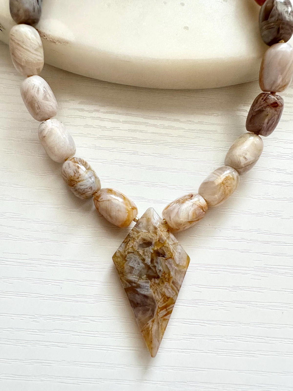Bamboo Leaf Agate Necklace, Agate Pendant Necklace, Neutral Gemstone Necklace, Statement Stone Necklace